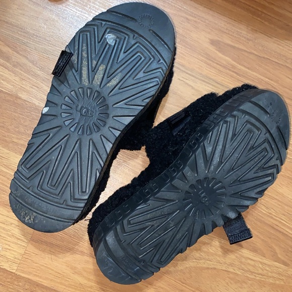 UGG slides (slip on) - Picture 6 of 8